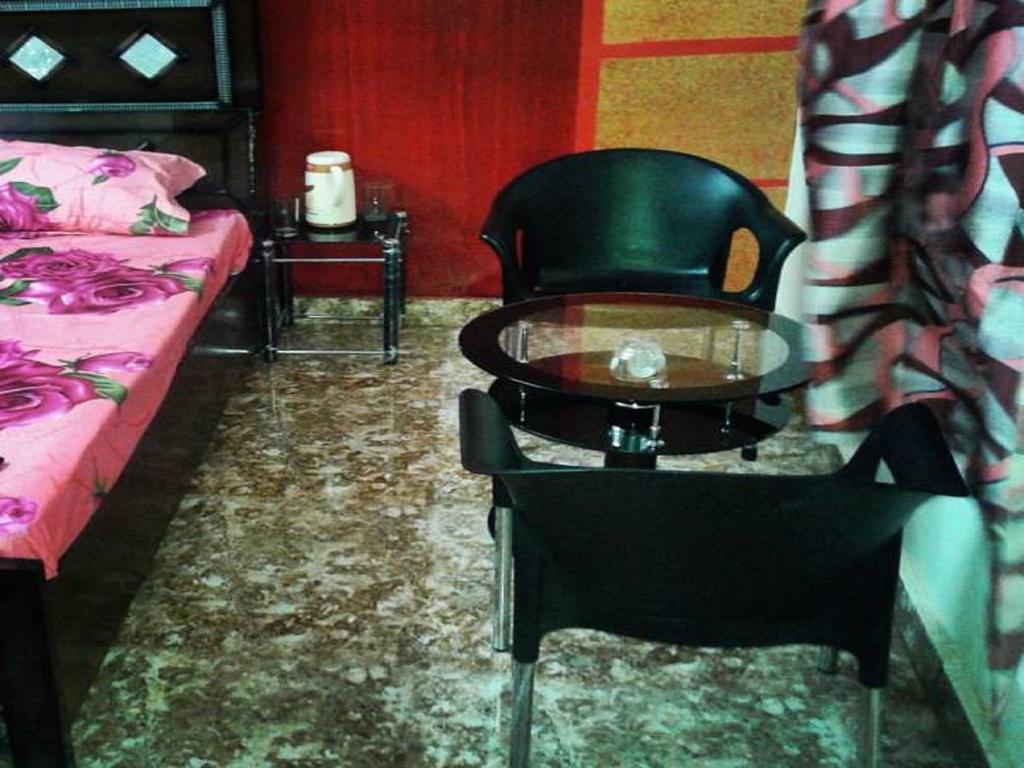Hotel Jan Jan Tak Dehradun Quarto foto